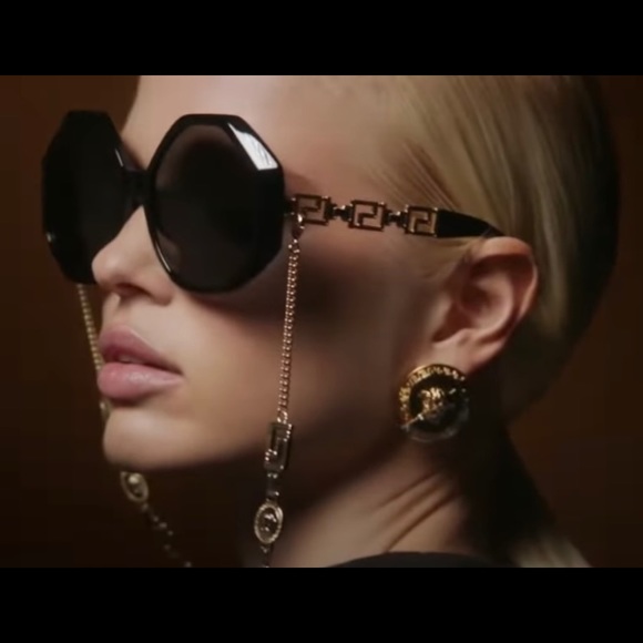 VERSACE RUNWAY HAVANA FRAMES WITH GOLD- TONE DETACHABLE CHAIN SUNGLASSES - Picture 1 of 16